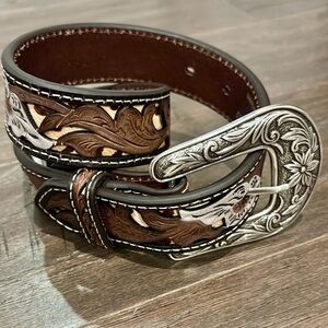 Nocona Genuine Leather Floral tooled, silvertone floral removable buckle